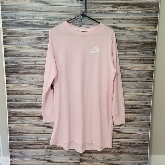 Nike Dresses & Skirts - Nike long sleeve loose fit dress NWT